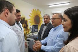 ministro_policlinica2