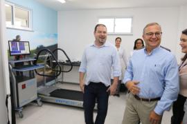 ministro_policlinica3
