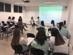 HEC realiza treinamento em Libras enquanto prática inclusiva no contexto hospitalar