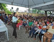 Entregues três mil óculos e 400 próteses dentárias receitadas na Feira Março Mulher (2)