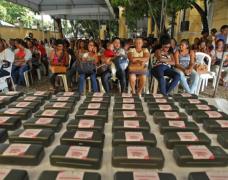 Entregues três mil óculos e 400 próteses dentárias receitadas na Feira Março Mulher (3)