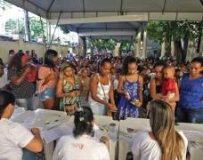 Entregues três mil óculos e 400 próteses dentárias receitadas na Feira Março Mulher (5)
