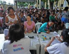Entregues três mil óculos e 400 próteses dentárias receitadas na Feira Março Mulher (6)