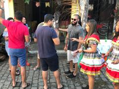 São João - Preservativo - Camisinha na mão (1)