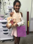 Natal no Hospital do Subúrbio 2019 - Entrega urso de pelúcia Pediatria