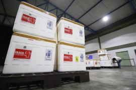 Bahia recebe novas doses de vacina contra Covid e já começa distribuição para interior (6)