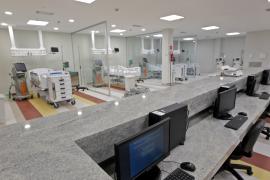 Governador vistoria instalações do Hospital Metropolitano antes da abertura (15)