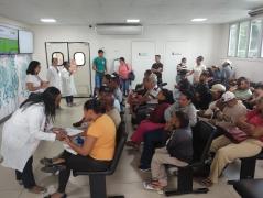 PESSOAS NO AMBULATÓRIO OUVIDO CONVITE PARA DOAÇÃO1