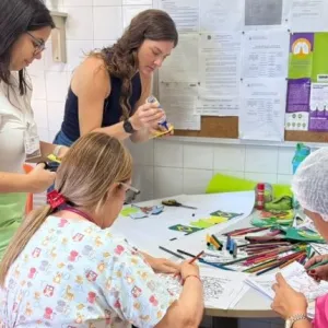 São João e Copa do Mundo inspiram atividade integrativa no Ambulatório de Fibrose Cística do HGESF