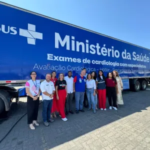 MS e Sesab entregam 14 ambulâncias e iniciam atendimentos da carreta de cardiologia do Agora Tem Especialistas