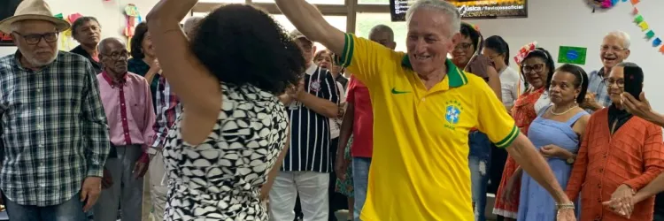 Arraiá do Creasi promove saúde, memórias afetivas e socialização