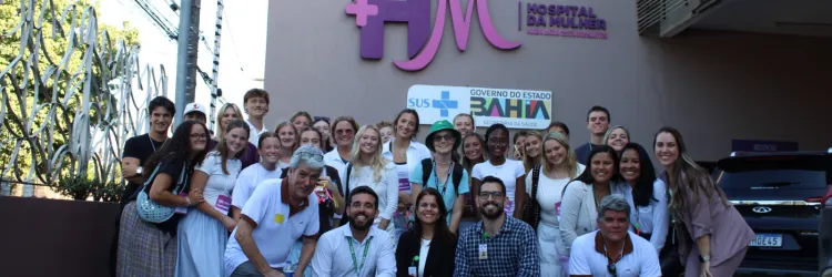 Hospital da Mulher recebe estudantes de universidades americanas em visita acadêmica a Salvador
