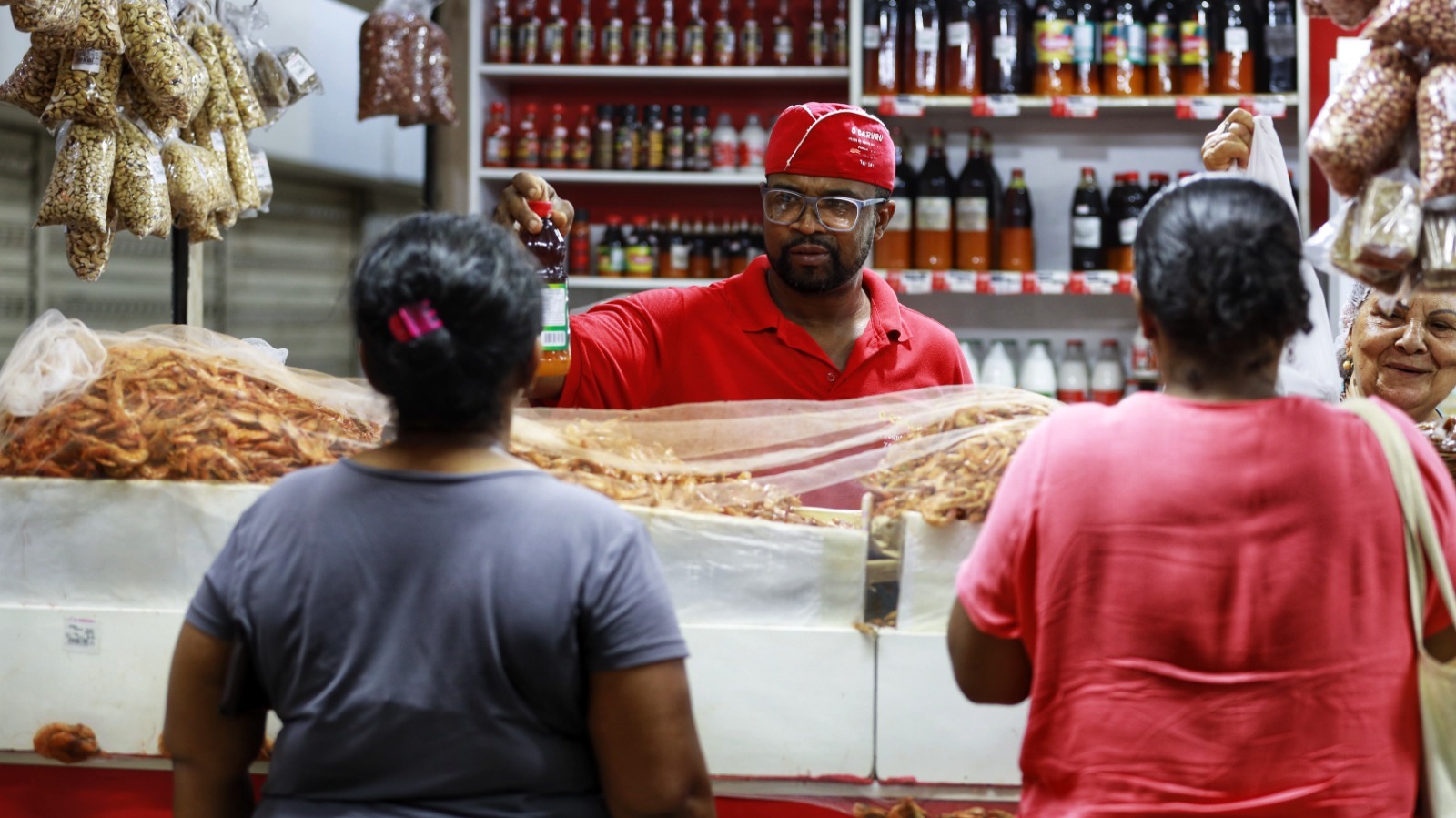 Mercado do Rio Vermelho registra aumento de vendas com procura de produtos da Semana Santa