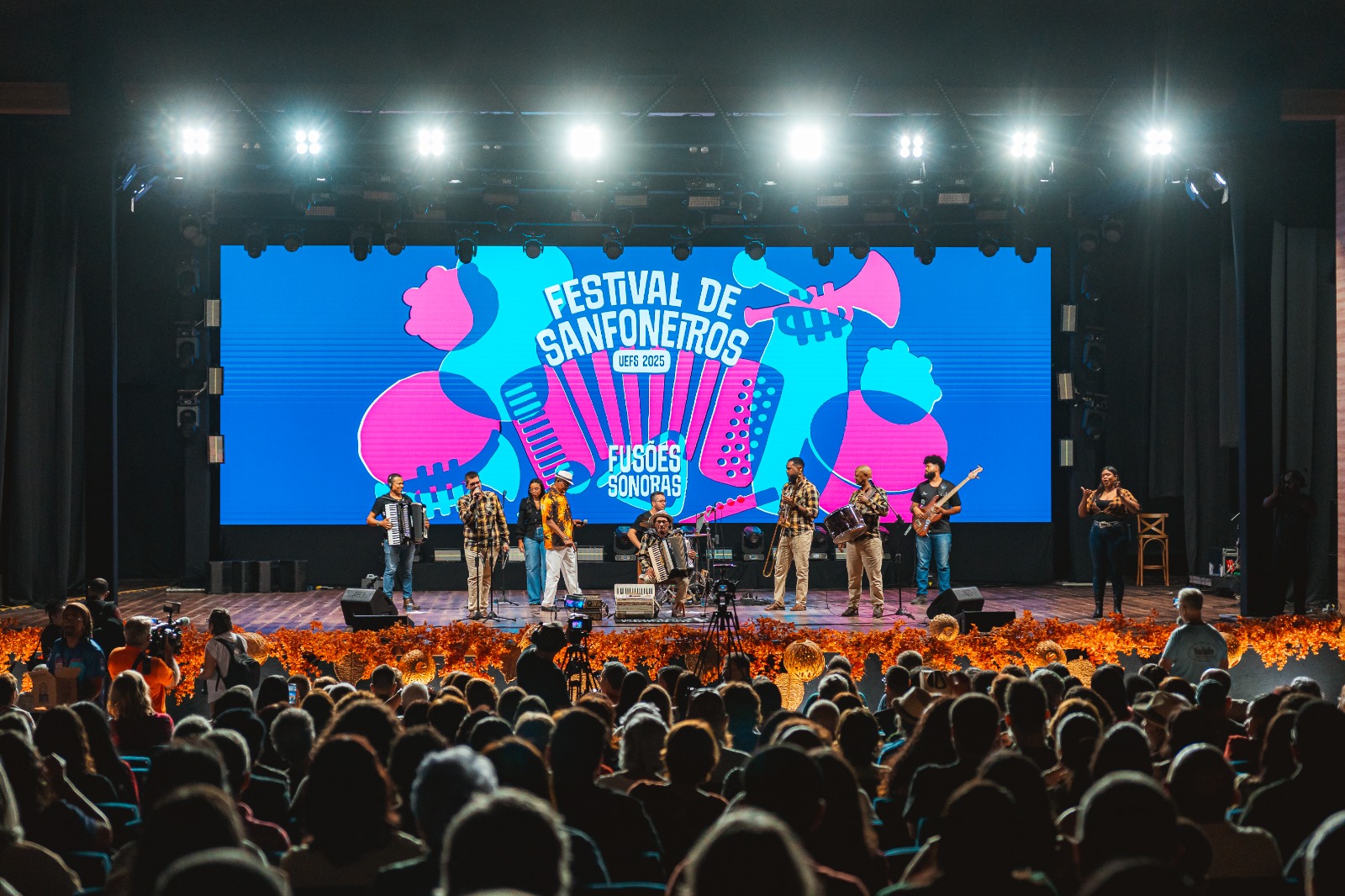 SDE fomenta desenvolvimento socioeconômico ao apoiar Festival de Sanfoneiros em Feira de Santana