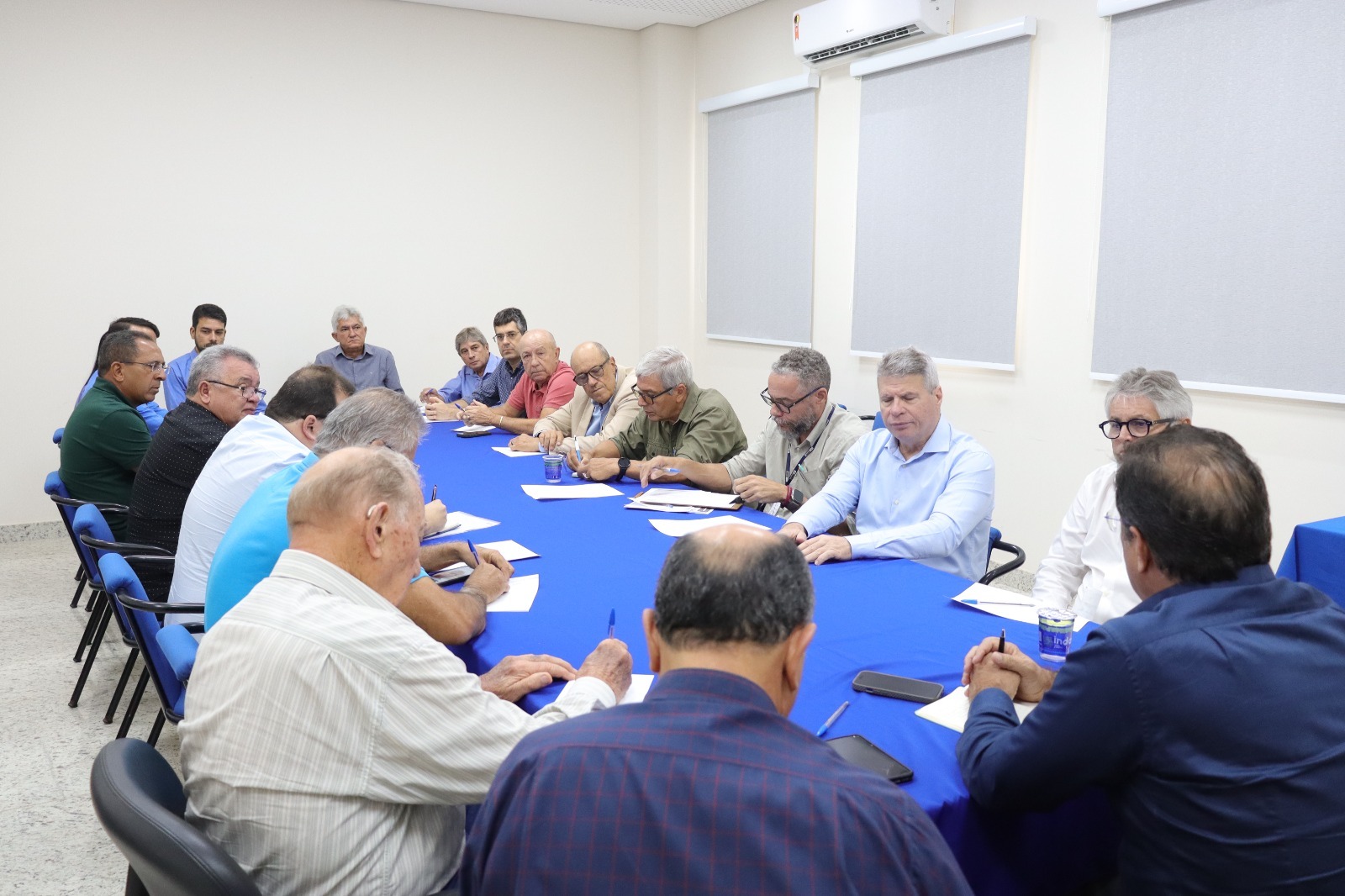 SDE apresenta avanços na requalificação do CIS durante reunião no Centro das Indústrias de Feira de Santana