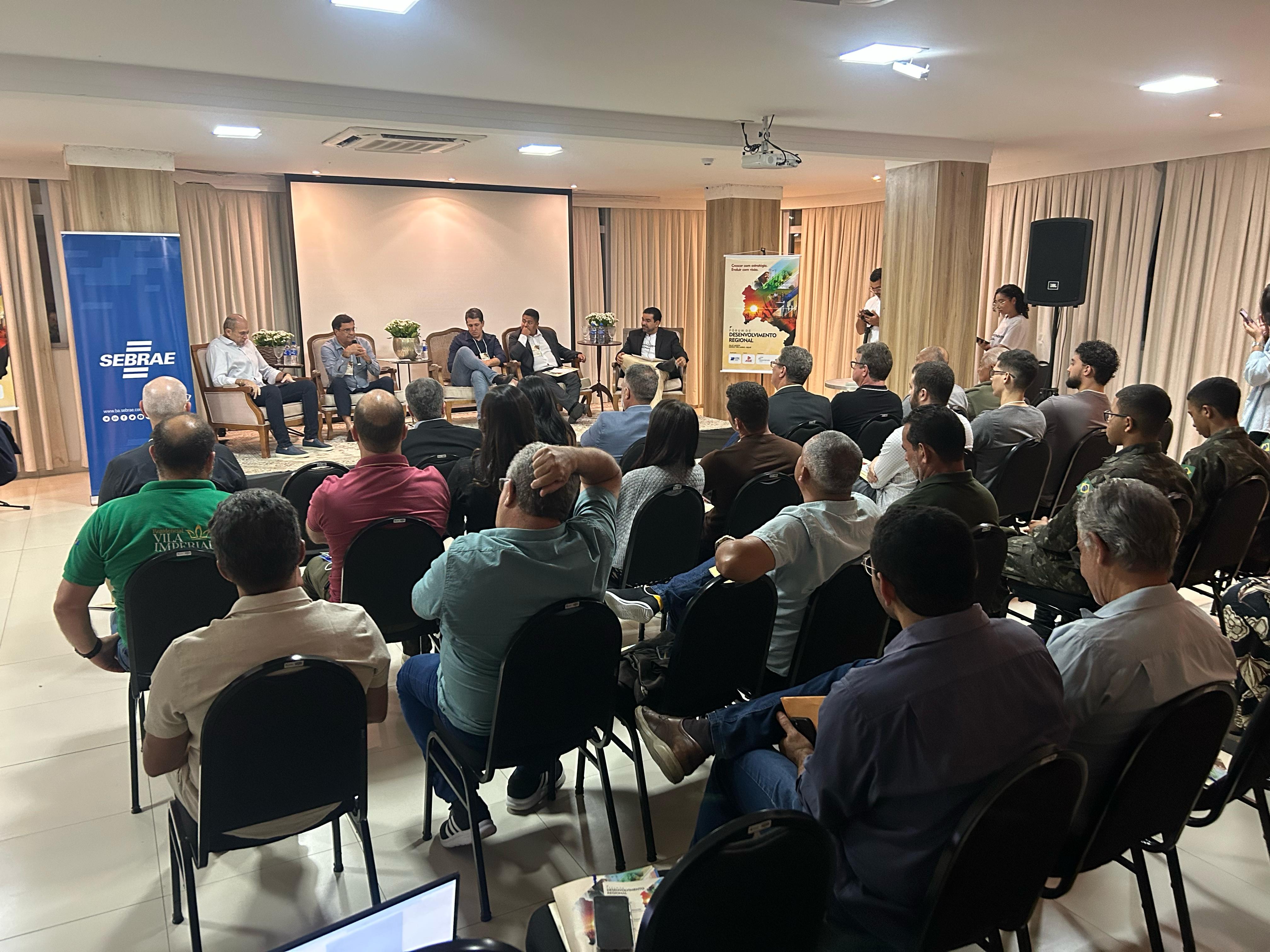 SDE estreita relação com o setor produtivo de Jequié durante Fórum de Desenvolvimento Regional