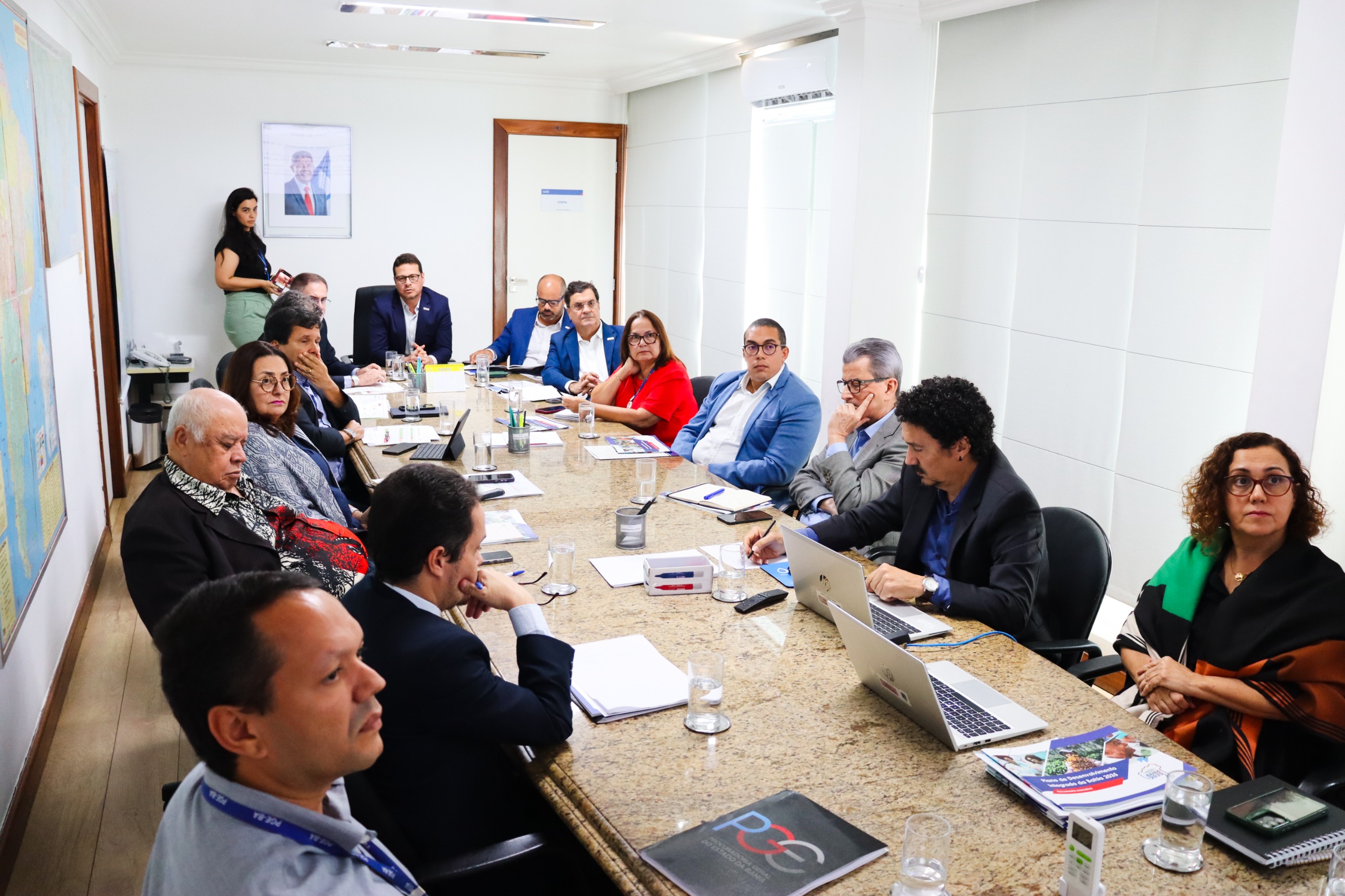 Governo da Bahia implanta Núcleo Estratégico do PDI Bahia 2050 e fortalece governança do planejamento de longo prazo