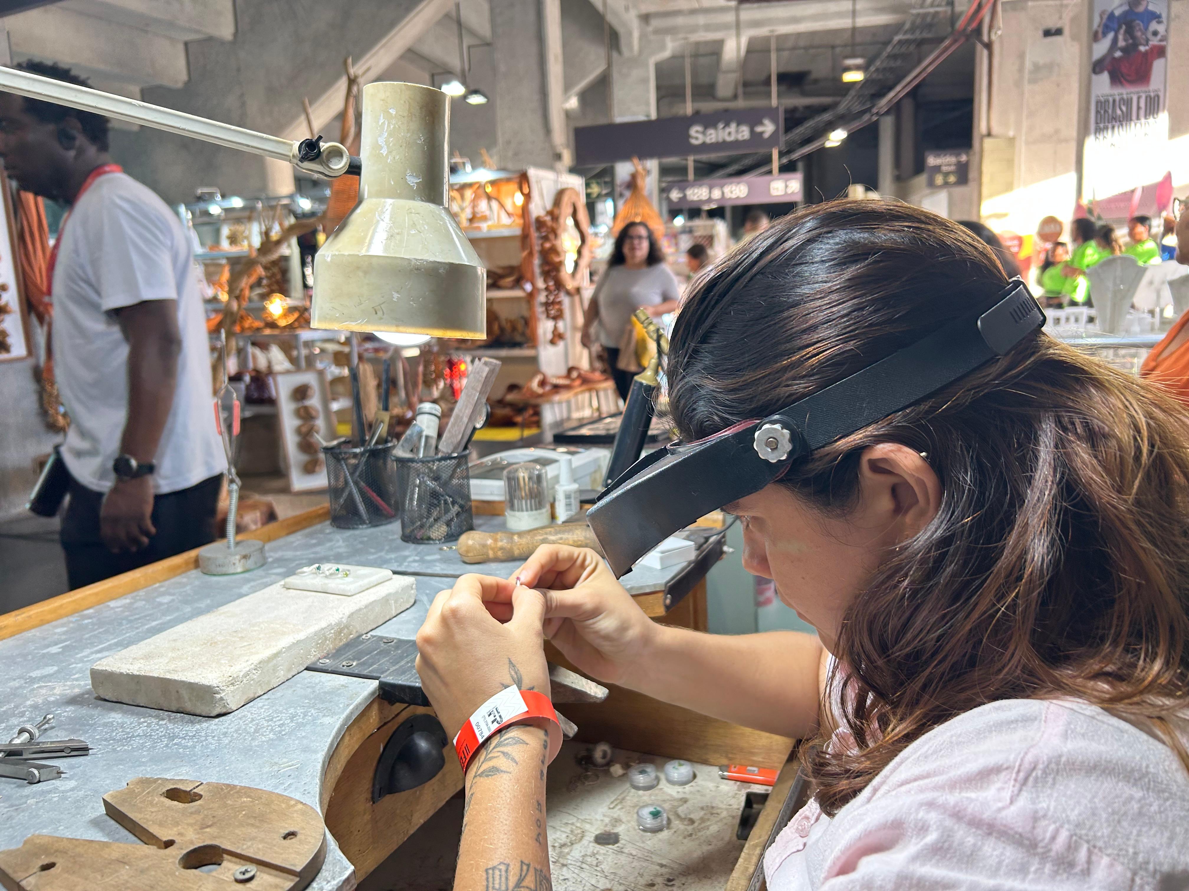 Centro Gemológico participa do II Festival Nacional de Artesanato na Bahia na Fonte Nova