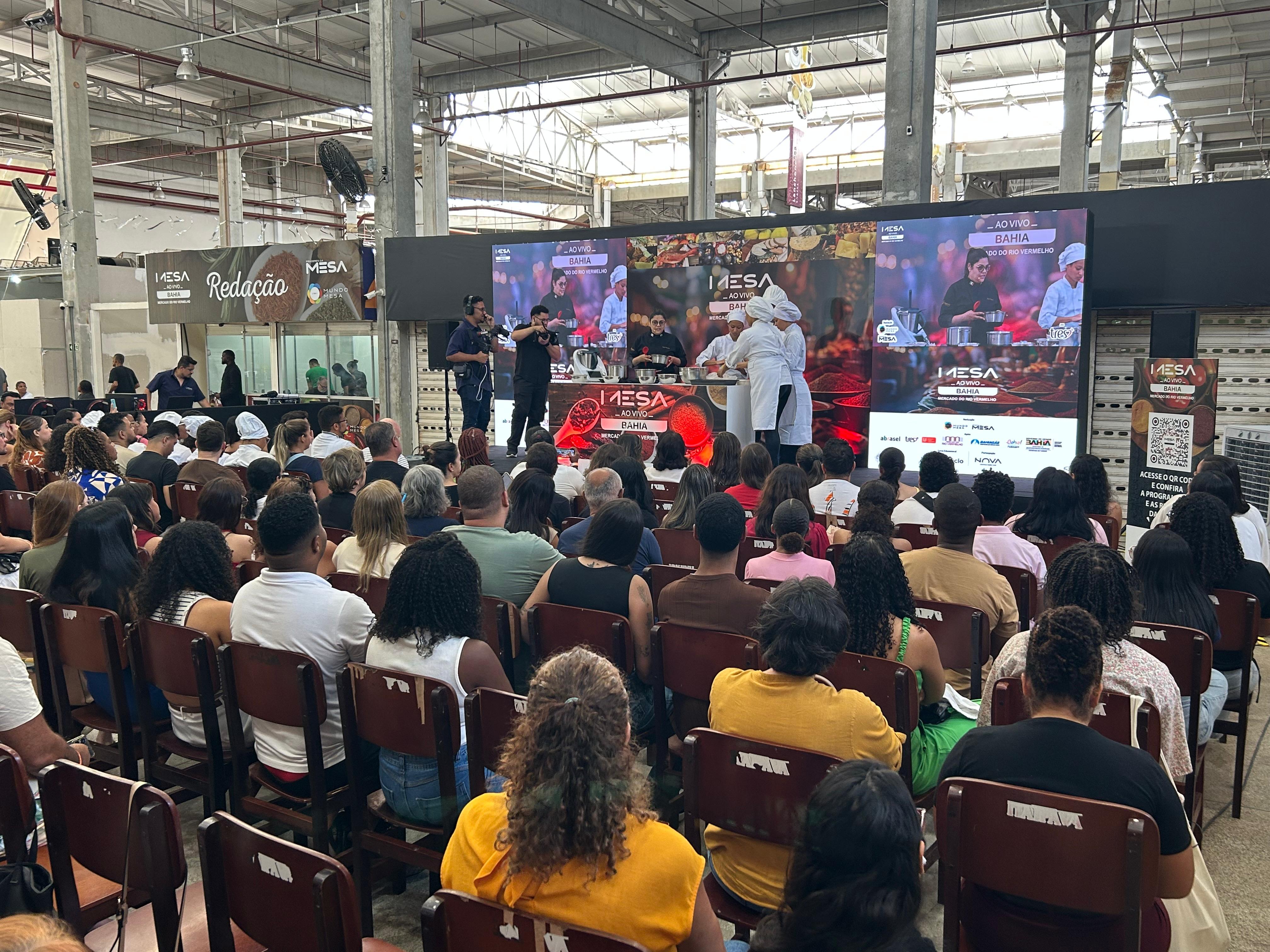 Mercado do Rio Vermelho celebra cultura e gastronomia baiana durante Mesa ao Vivo Bahia 2025