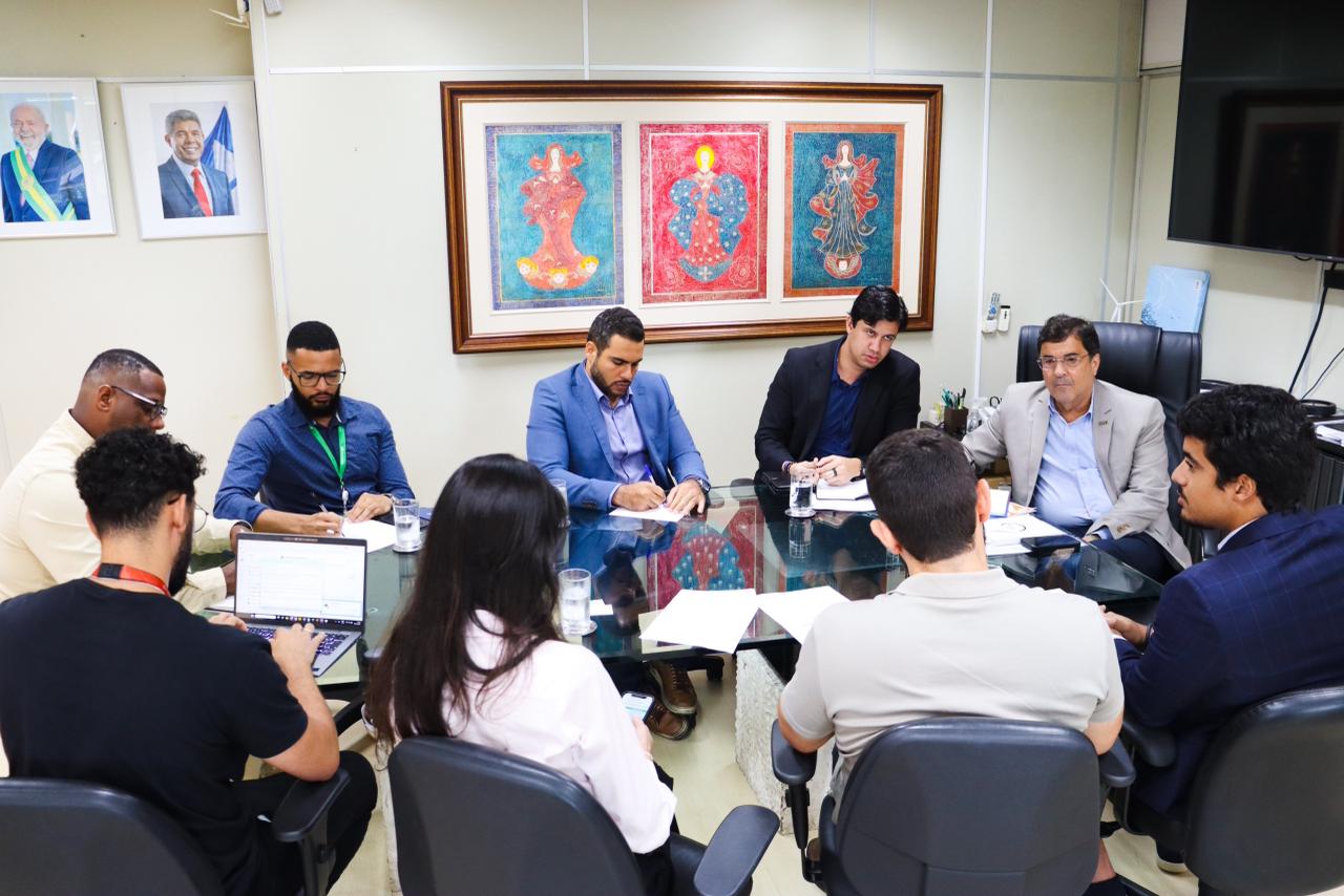 Isobras apresenta futura linha de produção de descartáveis à SDE