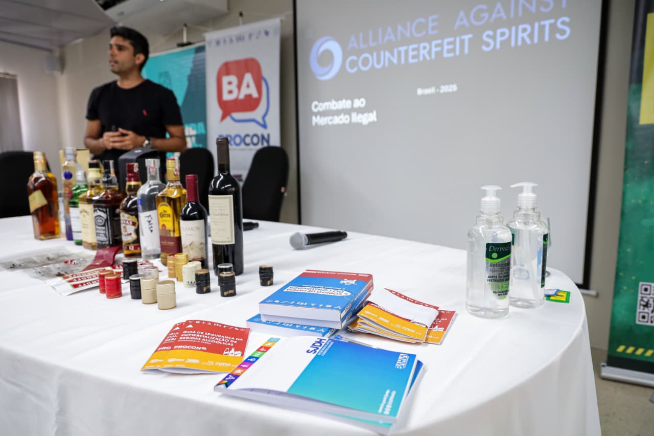 Treinamento técnico reforça prevenção contra bebidas adulteradas e protege catadores no Carnaval 2026