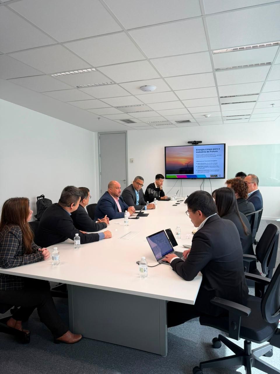 Potencial baiano é apresentado a fabricante global de autopeças durante reunião em São Paulo