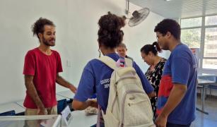 Colégio estadual recebe exposição itinerante do Museu Geológico da Bahia 