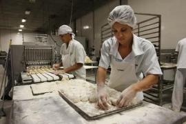 Secretário James Correia visita a fábrica de massas Limiar Foto Carol Garcia GOVBA