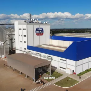 Estado investe na atração de investimentos e recepciona a fábrica de flocão de milho São Braz na Bahia