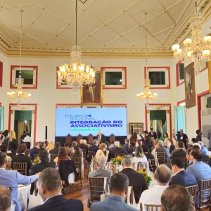 Governador participa de abertura do l Encontro Nacional de Integração do Associativismo e reforça apoio aos pequenos empreendimentos da Bahia