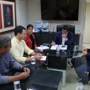 Governo do Estado, por meio da SDE, e Ainvic prorrogam acordo de cooperação