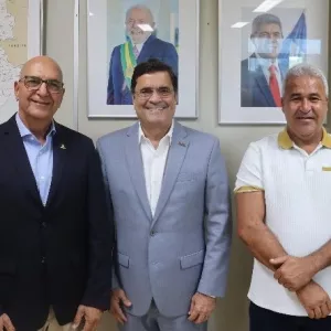 SDE promove integração entre Sicoob Bahia e municípios para cobrir lacunas no sistema bancário