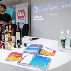 Treinamento técnico reforça prevenção contra bebidas adulteradas e protege catadores no Carnaval 2026