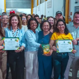 SDE e MDA participam de visita técnica à nova agroindústria da COPIRECÊ