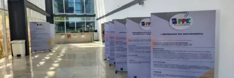 Exposição de Projetos de beneficiários do Primeiro Emprego na SDE