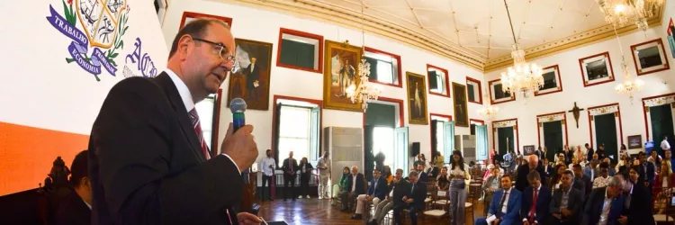 SDE discute melhoria do ambiente de negócios durante evento na ACB