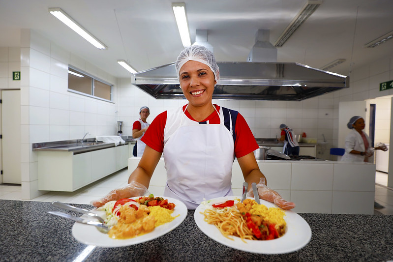 Feira de Santana sedia Oficina Estadual do PNAE com foco na união entre agricultura familiar e alimentação escolar