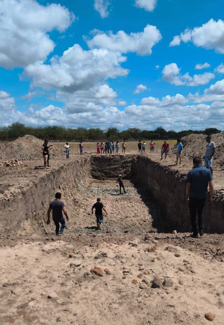 Remanso se prepara para os períodos de seca com implantação de cisternas calçadão e barreiros trincheira