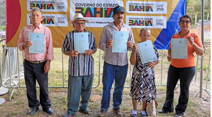 Agricultura Familiar de Mucugê é fortalecida com entrega de títulos de terra