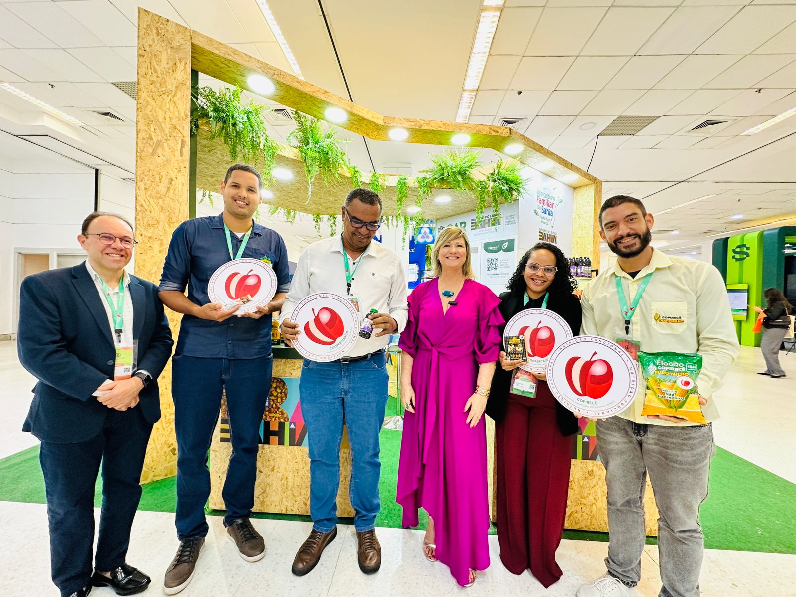 Agricultura familiar da Bahia recebe Selo VP de qualidade em evento internacional de nutrição