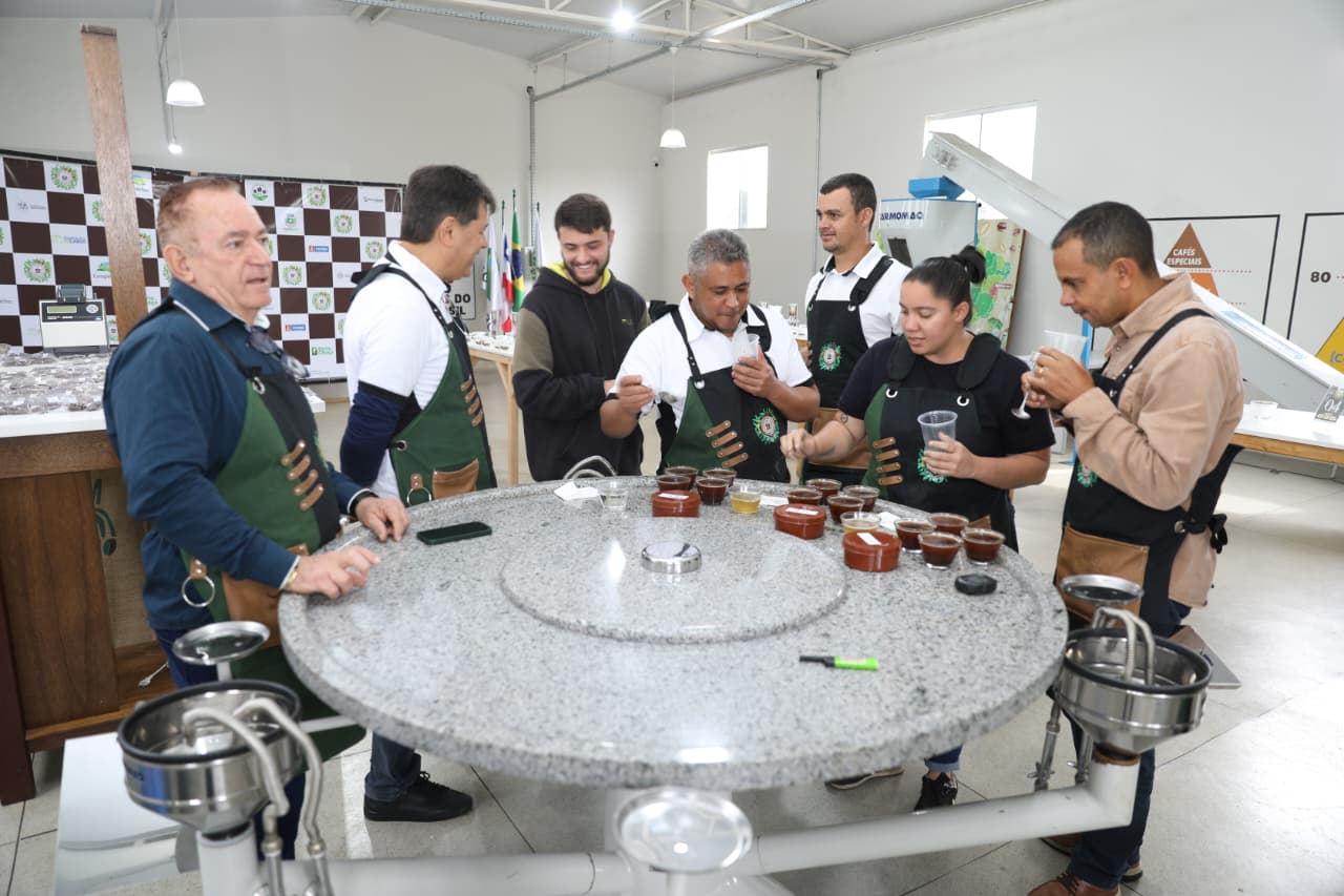 A agricultura familiar do Sudoeste é dinamizada com entregas em Barra do Choça