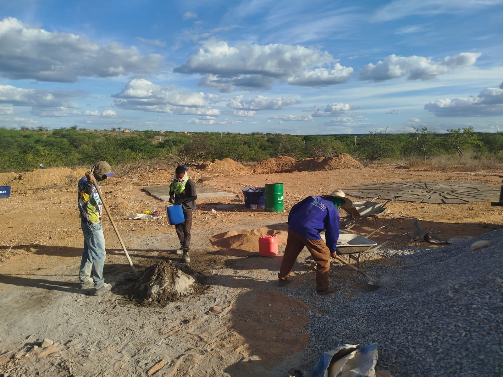 Ação do Governo do Estado leva cisternas calçadão a 195 famílias do território de Itaparica