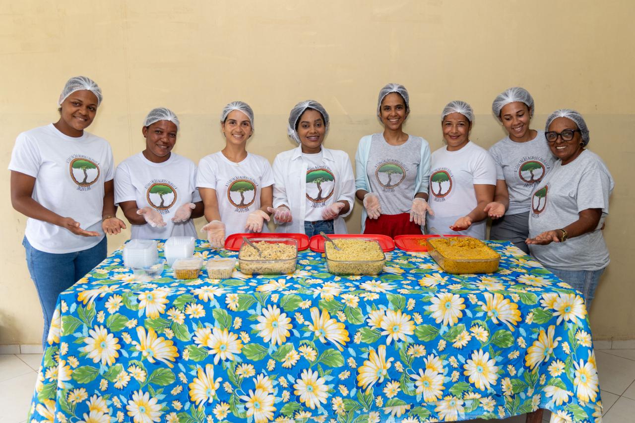 Comida no Prato na Associação da Jaqueira