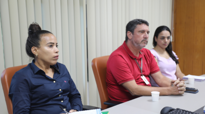 SDR reúne empresas fornecedoras de alimentos para discutir inserção de produtos da agricultura familiar em unidades de saúde do Estado