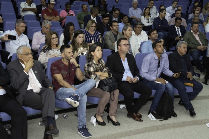 ​  Prefeitos de municípios baianos participam de reunião técnica sobre decreto que regulamenta o domínio de terras [Click e arraste para mover] ​