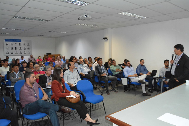 Equipe da CAR participa de encontro sobre prestação e tomada de contas