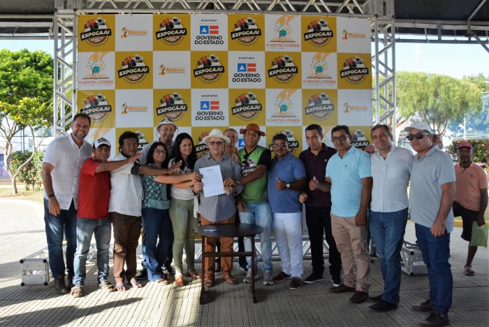 Investimentos do Governo do Estado em Banzaê são anunciados durante a III Expocaju