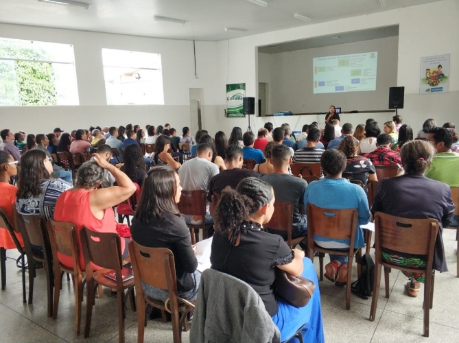 Vale do Jiquiriçá discute compras para alimentação escolar em seminário