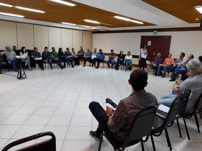 Assessores técnicos que atuam em cooperativas da agricultura familiar são capacitados em gestão