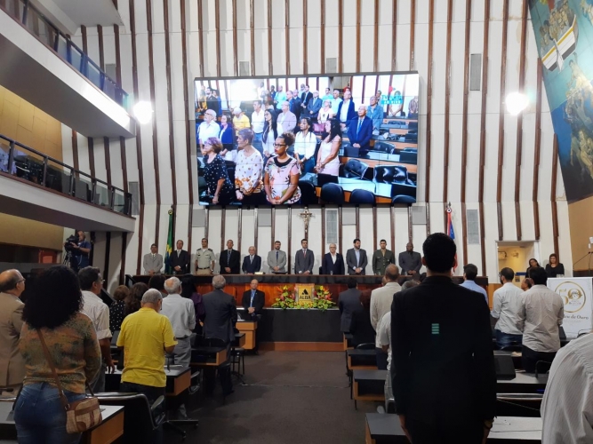 Conselho Regional de Medicina Veterinária é homenageado na Alba pelos 50 anos de fundação